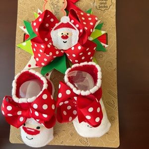 NWT - Santa Head Band & Socks - 0-6 months